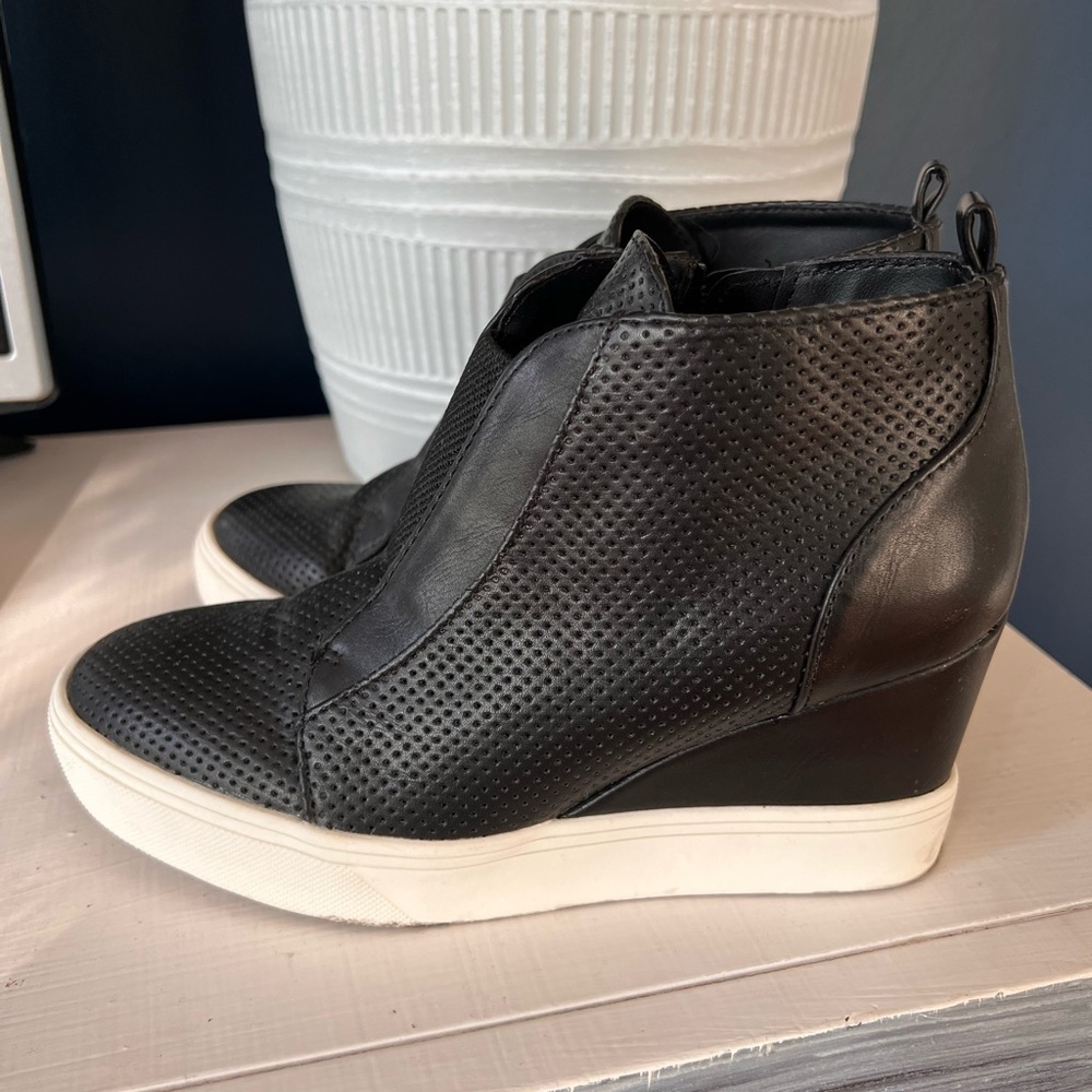 Black Mia wedge sneakers